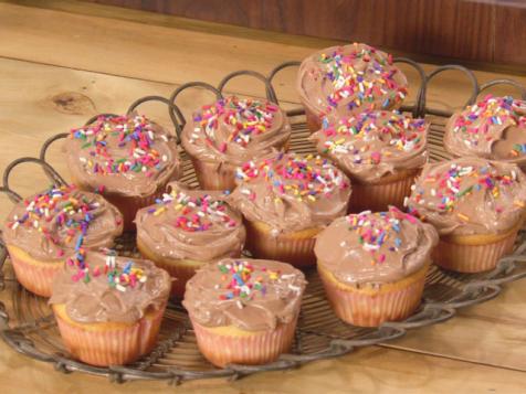 Sour Cream Cupcakes