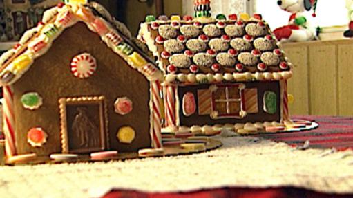 Easy Way to Make a Gingerbread House : Food Network, FN Dish -  Behind-the-Scenes, Food Trends, and Best Recipes : Food Network