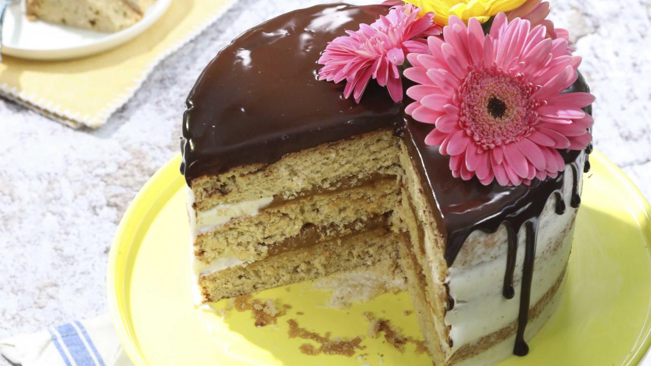 Brown Butter Cake with Spiced Chocolate Ganache