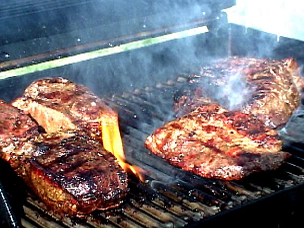 Mushroom and Worcestershire Sauce Glaze for Steak image