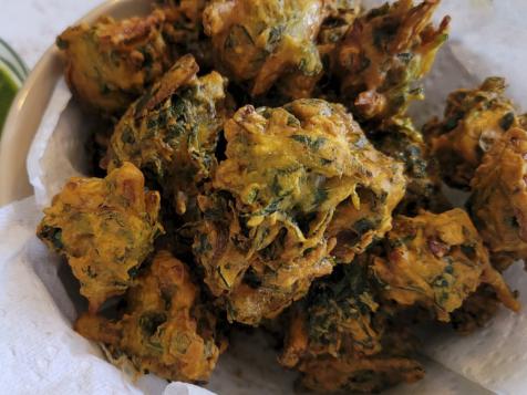 Onion and Spinach Pakora