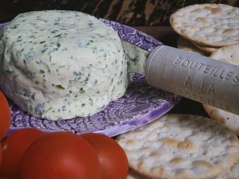 DIY Garlic Herb Cheese Wheels