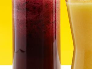 Pomegranate Berry Smoothie For Fruity Breakfast