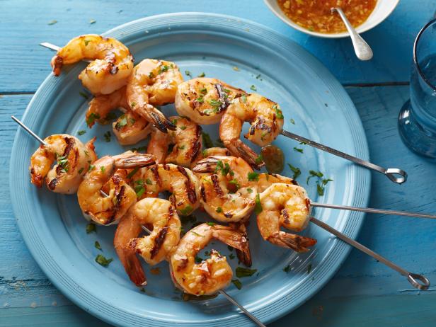 Rachael Ray's Grilled Shrimp with Chili Cocktail For Summer Healthy Grilling as seen on Food Network