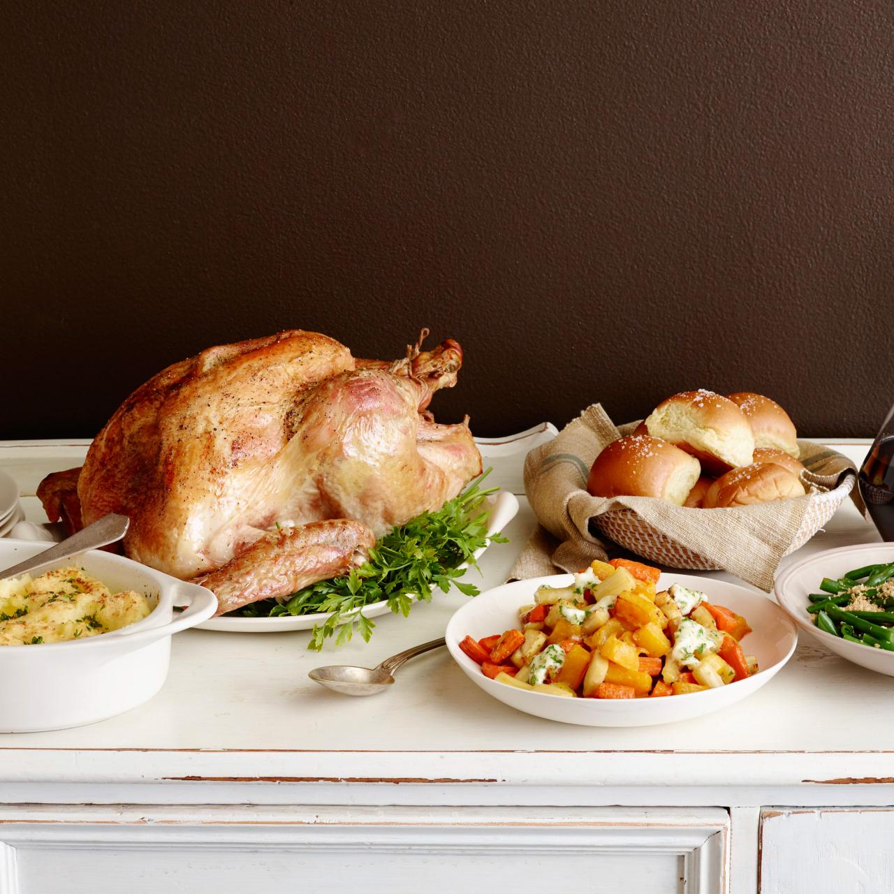 6 Easy Ways to Dress Up Store Bought Thanksgiving Dishes